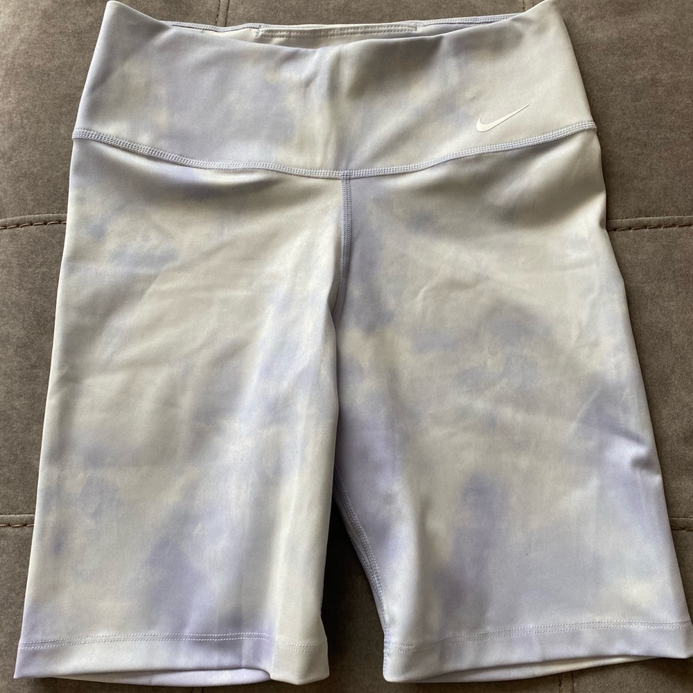 Nike One Icon Clash Tie Dye Mid Rise Short